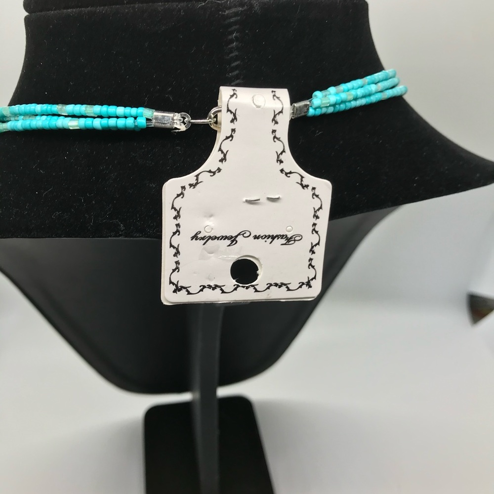 NEW Seed Bead Triple Strand Necklace - Picture 4 of 7
